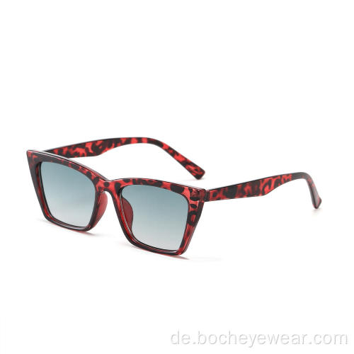 2022 Frauen neue Vintage-Rahmen-Sonnenbrille UV400 Retro-Sonnenbrille mit kleinen Linsen